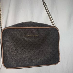 Michael Kors Crossbody☆